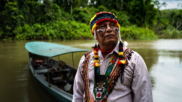 Domingo Peas pristagare av WIN WIN Award, skyddare av Amazonas.