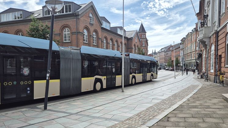 En av Plusbus-projektets nya 25 meter långa BRT-bussar