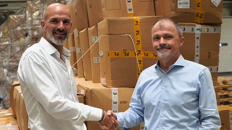 CB Customs Broker and Rapid Logistics have joined forces to handle eCommerce clearance in Amsterdam.
