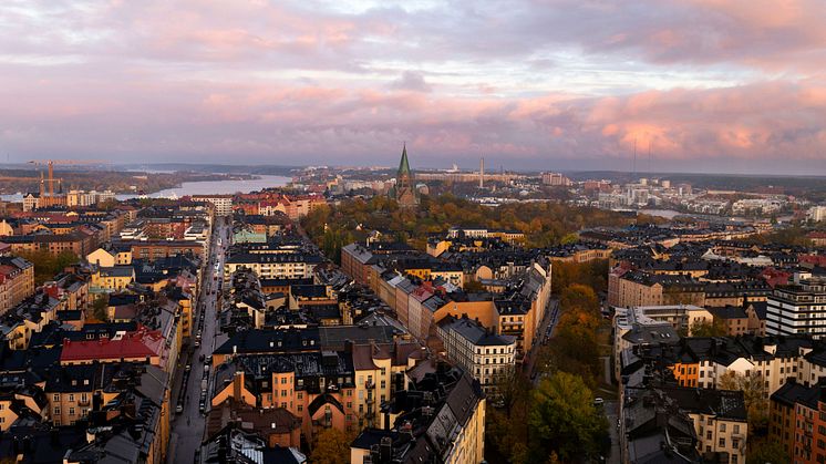  Mellan 1 oktober och 30 april, är den period då förhållandena gör det möjligt att mäta och analysera radonhalten över tid.