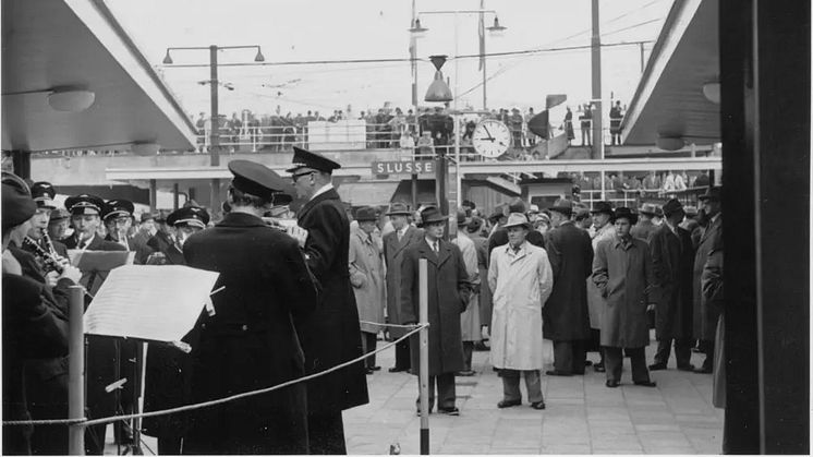 Invigning av tunnelbanan Slussen - Hökarängen 1 oktober år 1950.