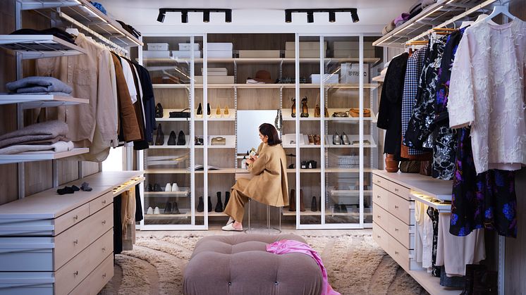 Walk-in closet 
