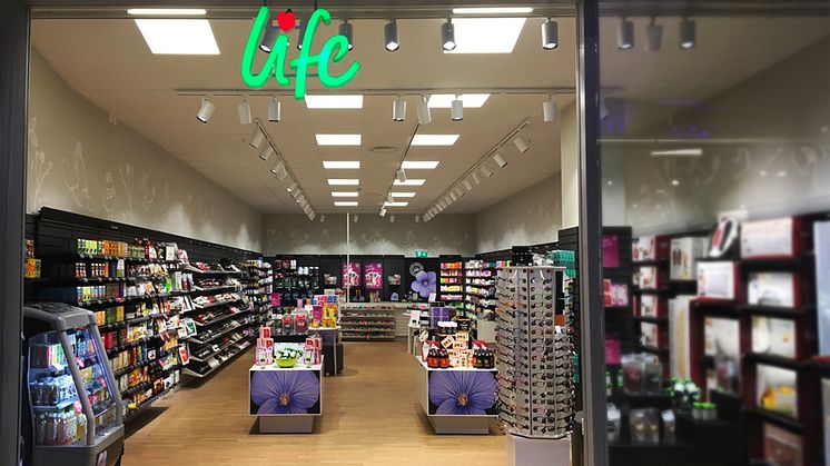 En Life-butik i Skandia Fastigheters köpcentrum Väla