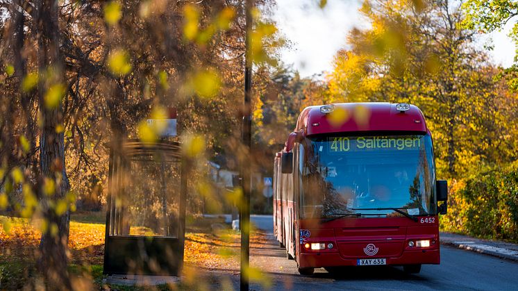 Bild på buss 410 mot Saltängen. 