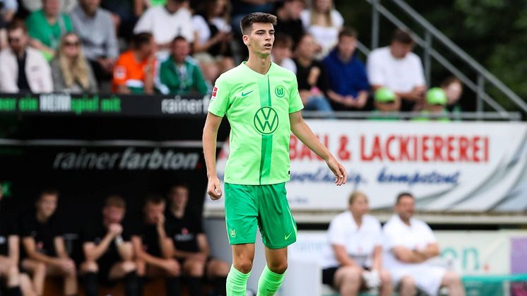 Amar Ibrišimović im VfL Wolfsburg Trikot