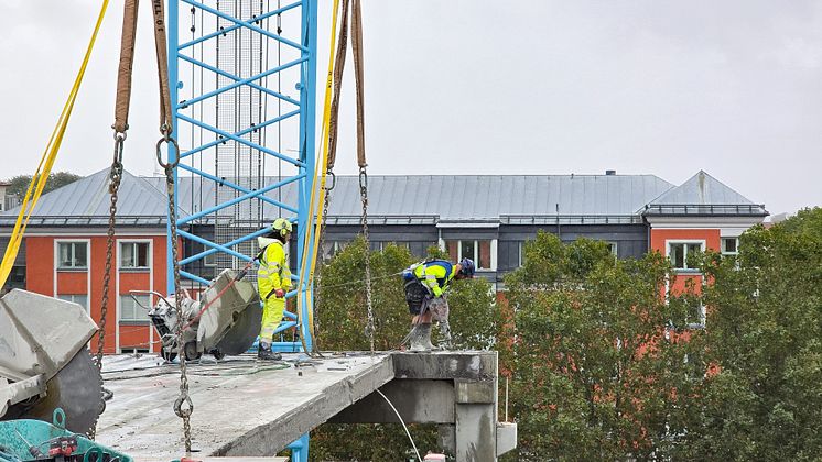 Demontering av betongbjälklag på citygallerian Boulevard - ett av Sveriges största återbruksprojekt av betong.