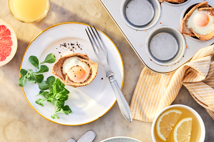 Brødmuffins med æg og fuldkorn