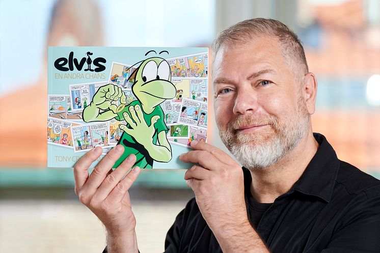 Tony Cronstam med nya boken Elvis en andra chans