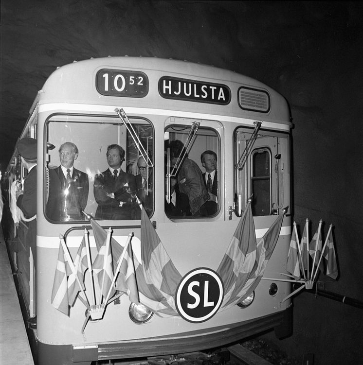 Invigning av Järvabanan, i dag kallad Blå linjen. År 1975.
