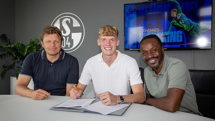Johannes Siebeking (Mitte) Youri Moulder (Links) und Ben Manga (rechts)